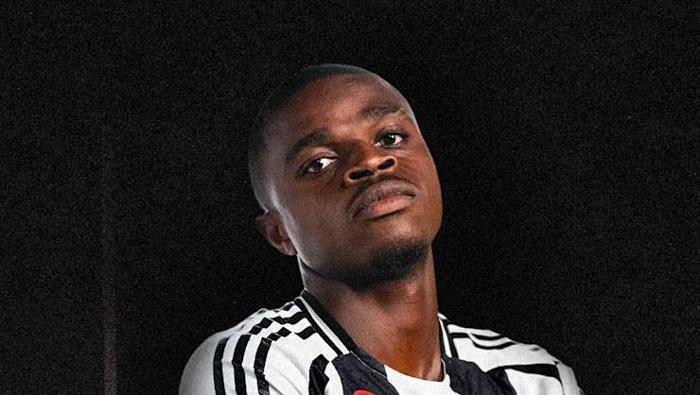 Pierre Kalulu (Stoper)
