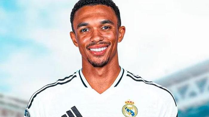 Trent Alexander-Arnold (Sağ bek)