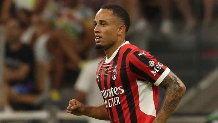 FLAMENGO DA İSTİYOR...