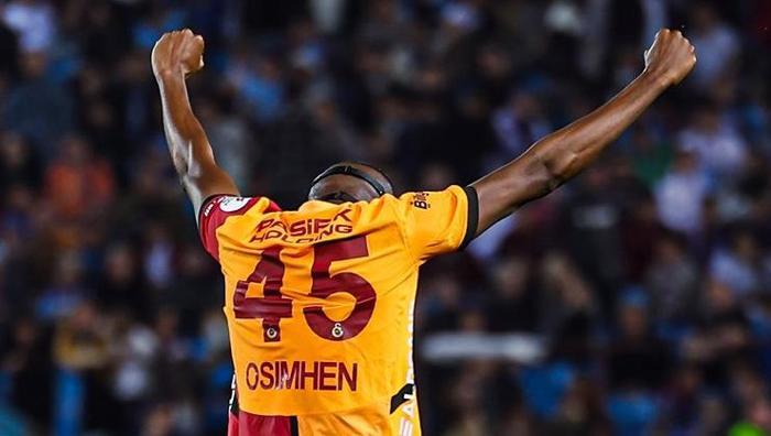 OSIMHEN İÇİN GÖRÜŞMELER SÜRÜYOR