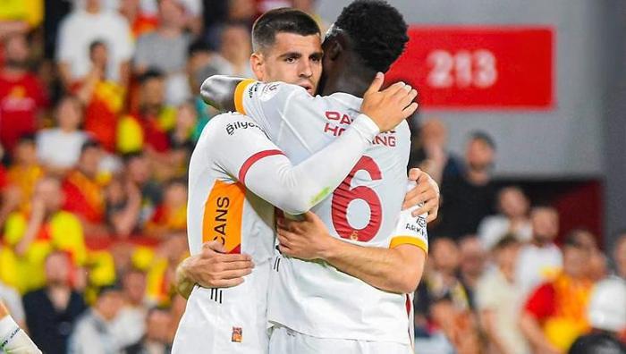 Sakatlık numarası yapmayı düşündüm Galatasarayın yıldızından olay itiraf: Taraftarlar ıslıklıyor ve aşağılıyor