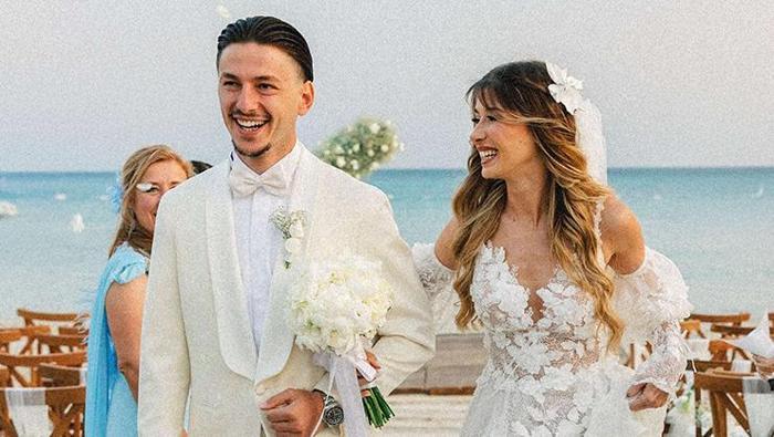 ANNESİNE RAĞMEN EVLENDİ