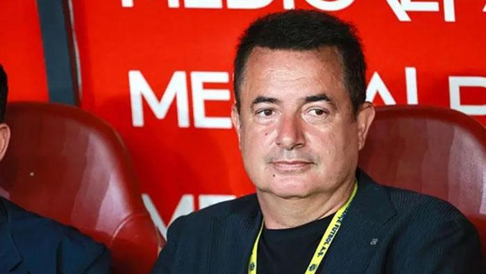 Usta isimden Fenerbahçe ve Mourinho eleştirisi: Masallara inanacak Fenerbahçeli kalmadı