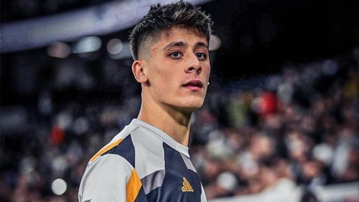 ARDA GÜLERİ GERİDE BIRAKTI