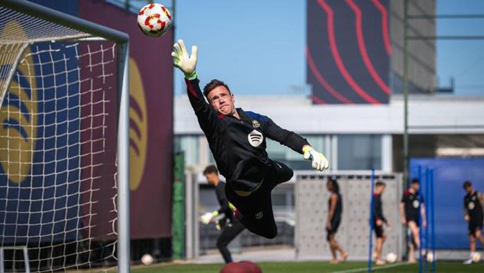 Sarı-kırmızılı forma altında efsaneler arasında adını yazdıran Fernando Muslera'nın ayrılışının ardından kaleci arayışlarına başlayan Galatasaray da en ciddi adaylardan biri Barcelona'nın Alman filebekçisi Marc-Andre Ter Stegen…