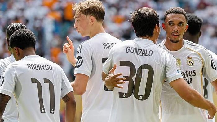 MADRİD, İLK MAÇTA BERABERE KALDI