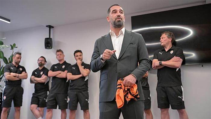 Shakhtar Donetske imzayı yeni atmıştı: Arda Turan üçüncü kez bombayı patlattı