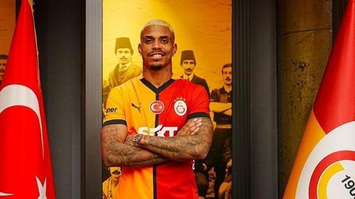 Galatasaraydan ayrılacağı iddia edilen Leminadan flaş karar Sosyal medyadan duyurdu