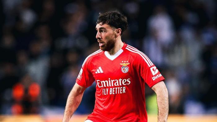 Süper Lig devinden transferde Orkun Kökçü bombası Kavgayı fırsata çevirdi, işte bonservis bedeli
