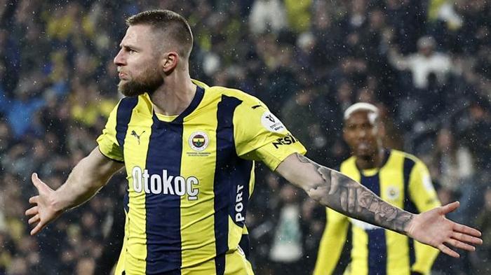 Skriniar’la kritik görüşme