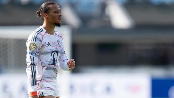 Leroy Sane kariyerine NFLde devam etsin Ballacktan Galatasarayın yıldızı için şok sözler: Keşke Türkiyeyi seçmeseydi