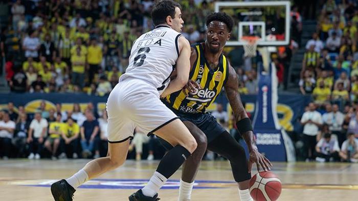 Fenerbahçe Beko - Beşiktaş Fibabanka maçından kareler