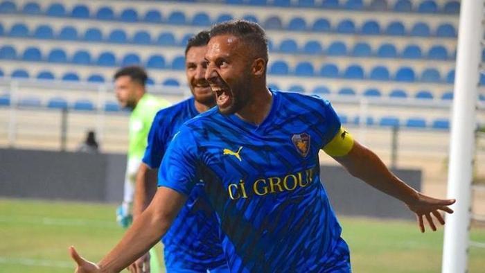 Eski Galatasaraylı futbolcu açıkladı: Hakan Çalhanoğlu ile konuştum, her an her şey olabilir