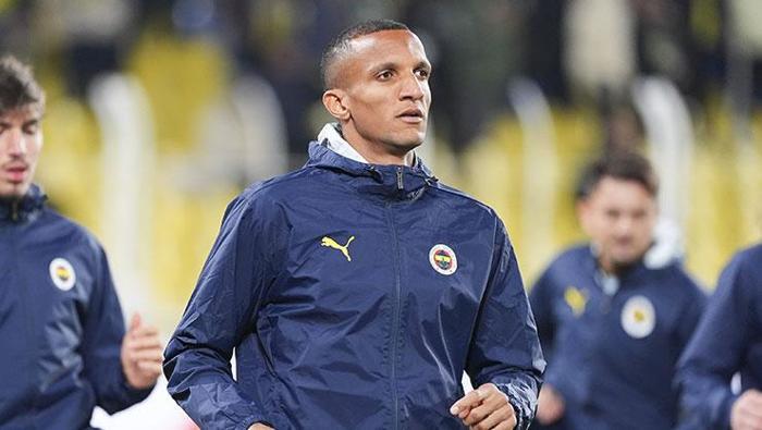 BECAO KENDİSİNE TAKIM BAKIYOR