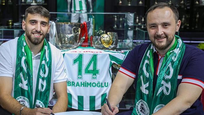 Mücahit İbrahimoğlu (Sol bek) Rapid Wien II -> Konyaspor