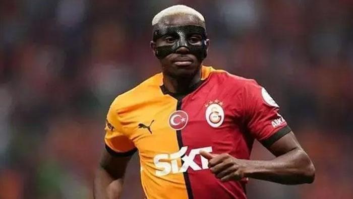 GÖZLER VICTOR OSIMHEN’DE