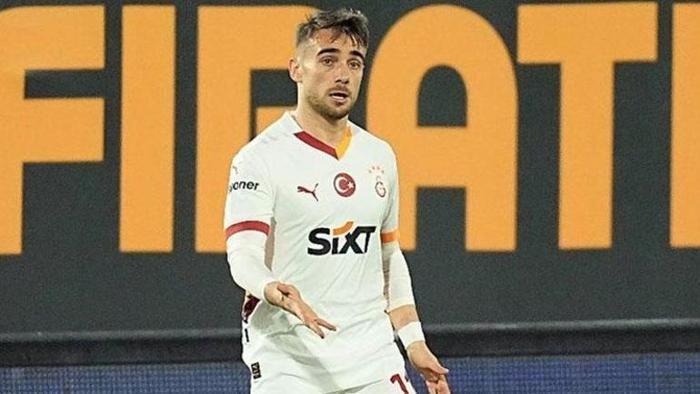 Galatasarayda Yunus Akgünün imzası yılan hikayesine döndü Menajer krizi