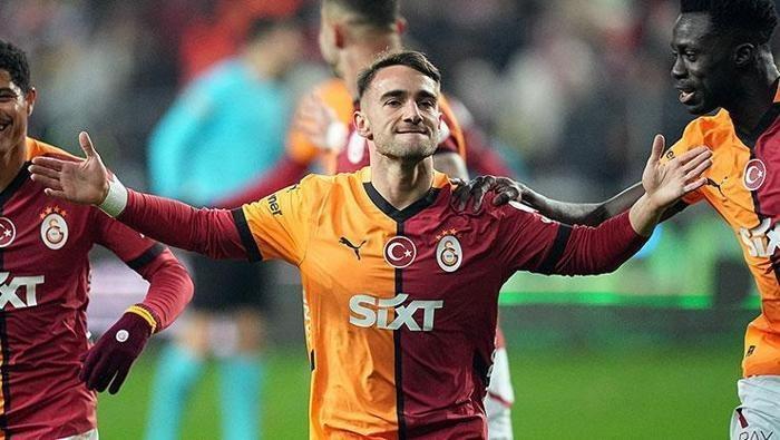 Galatasarayda Yunus Akgünün imzası yılan hikayesine döndü Menajer krizi