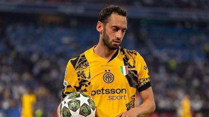 Hakan Çalhanoğlu Galatasaraya kavuşuyor Anlaşma böyle duyuruldu: Sözleşme detayları