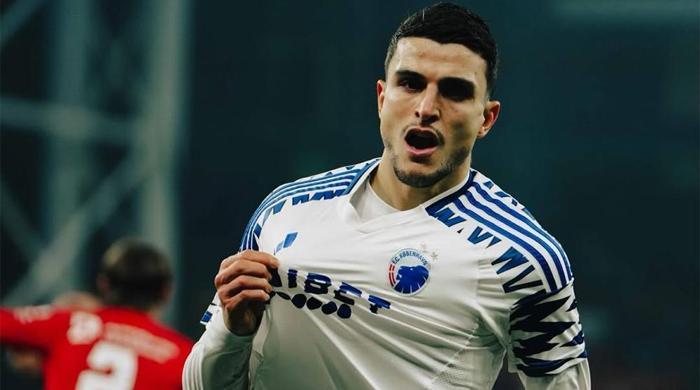 10 numaraya Elyounoussi