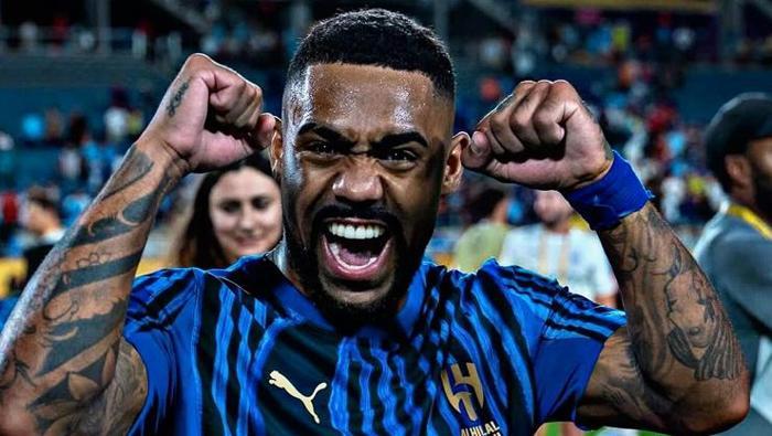 Fenerbahçeye 2 sambacı birden: Fırsat transferleri Yönetim beklemede...