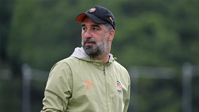 Arda Turana övgüler yağdırdı Simeone gibi Luis Enrique gibi... Shakhtar Donetske transfer süreci...