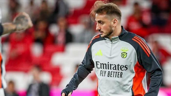 Kerem Aktürkoğlu ters köşe yaptı İmza sonrası bir ilk