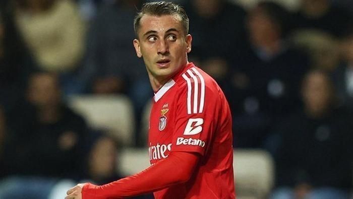 Kerem Aktürkoğlu ters köşe yaptı İmza sonrası bir ilk