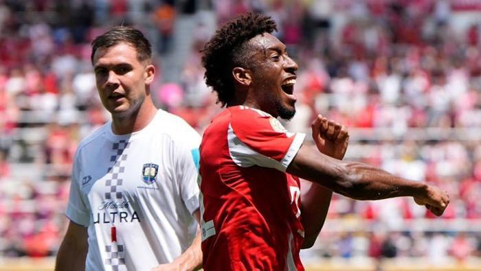 Bayern Münihten Fenerbahçe ve Galatasaraya net cevap: Transferde karşı karşıya gelmişlerdi Bonservisi belli oldu