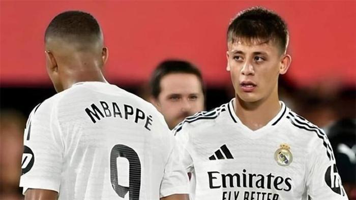Real Madridde 10 numara kaosu Neden Arda Güler değil de Mbappe İşte altında yatan gerçek