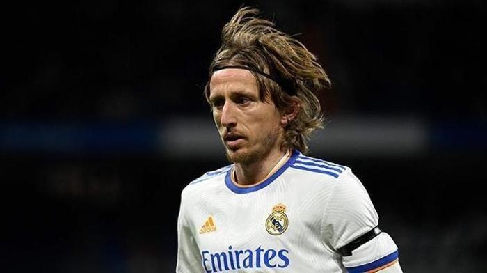 LUKA MODRIC GİTTİ, 10 NUMARA BOŞ KALDI