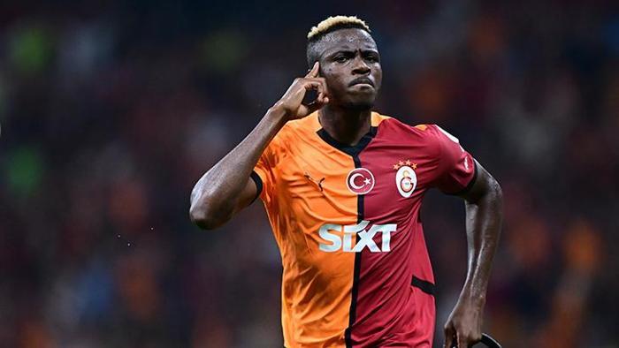 Victor Osimhen Arapları fena kızdırdı Ülkesinde açıklama yaptı: Süper zengin olmam gerekmiyor