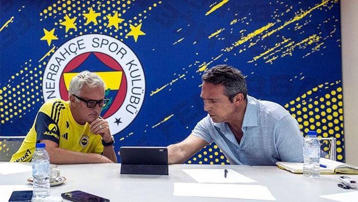 Fenerbahçe yeni sol kanadını İngilterede buldu Görüşmeler başladı