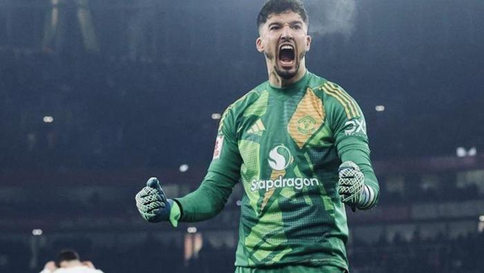 Altay Bayındır ilk 11de sahaya çıktı tüm planlar bozuldu Göz ardı edilmemesi gerekiyor