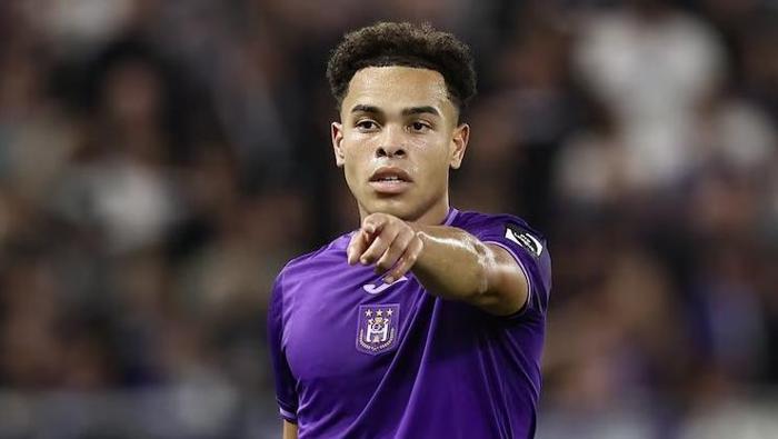 Ali Koçtan Jose Mourinhoya 10 numara wonderkid hediyesi: Fenerbahçede sürpriz gelişme İşte bonservisi...