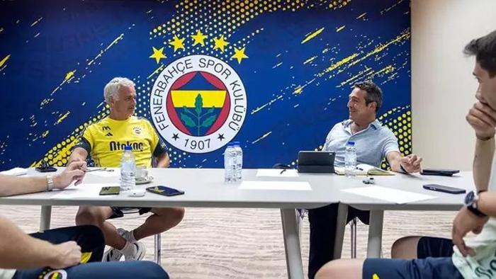 Fenerbahçe 145 milyon Euroluk yıldız için devreye girdi Transferde beklenmedik gelişme
