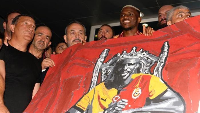Dursun Özbekten Osimhen önlemi Galatasarayı garantiye aldı, Icardideki gibi olmayacak