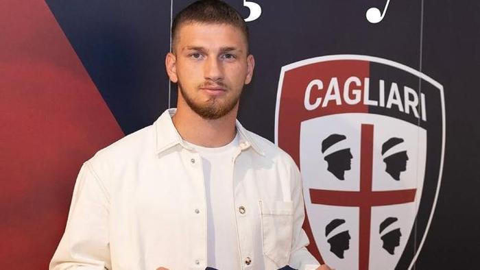 Semih Kılıçsoy (Forvet) Beşiktaş -> Cagliari