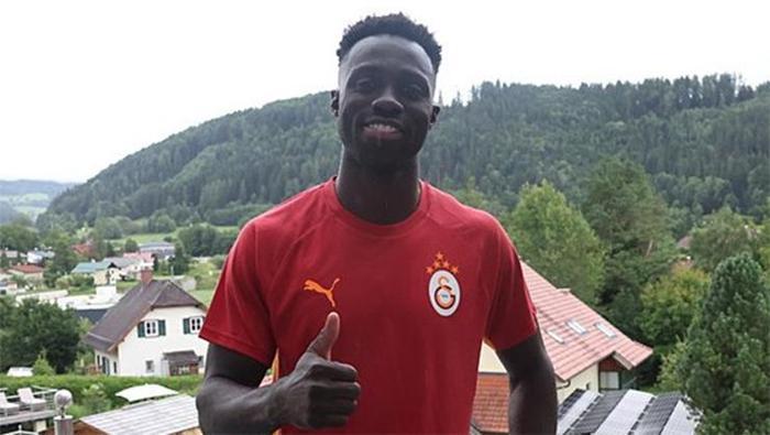 Davinson Sanchezin menajeri devreye girdi Galatasaraya şart koştu