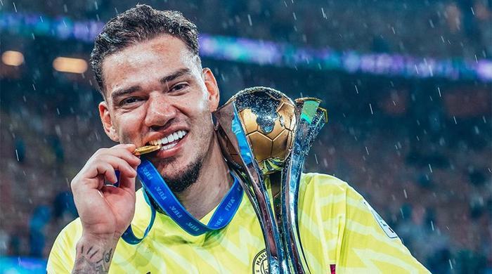İlk hedef Ederson