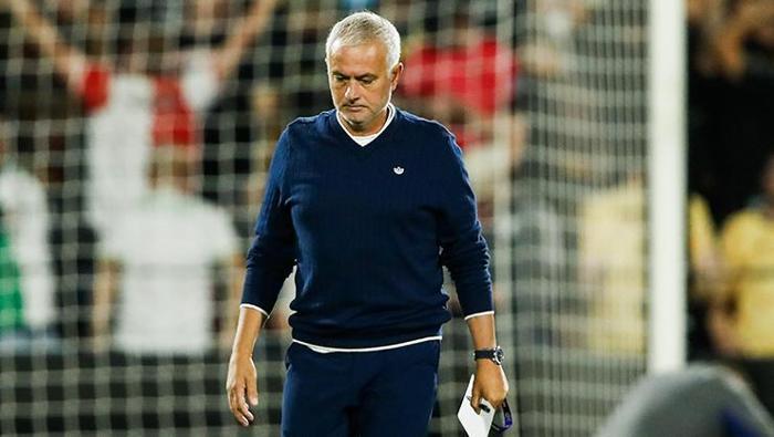 FENERBAHÇE, FEYENOORDA HAZIRLANIYOR