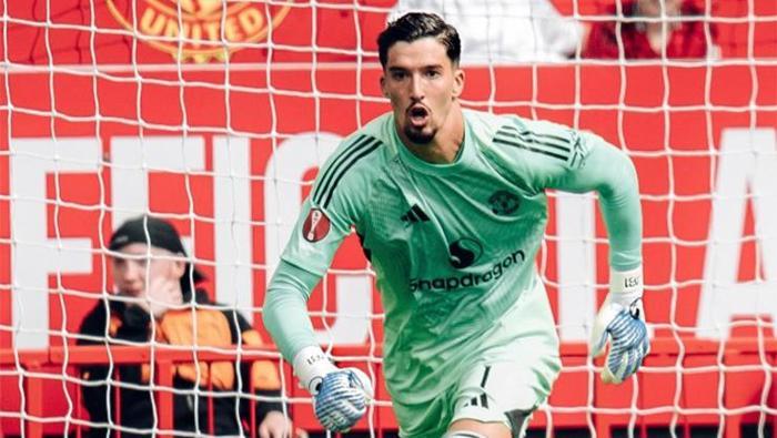 Altay Bayındır penaltı kurtardı performansı manşetlere taşındı Bundan daha fazlasına ihtiyacı var