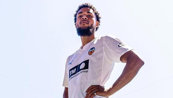 Arnaut Danjuma (Sol kanat) Villarreal -> Valencia