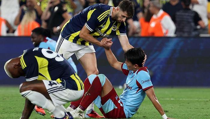 Fenerbahçe - Feyenoord maçının ardından yıldız isme övgü: Sahanın her yerinde | Kadıköy Cehennemi Joseyi tura götürdü