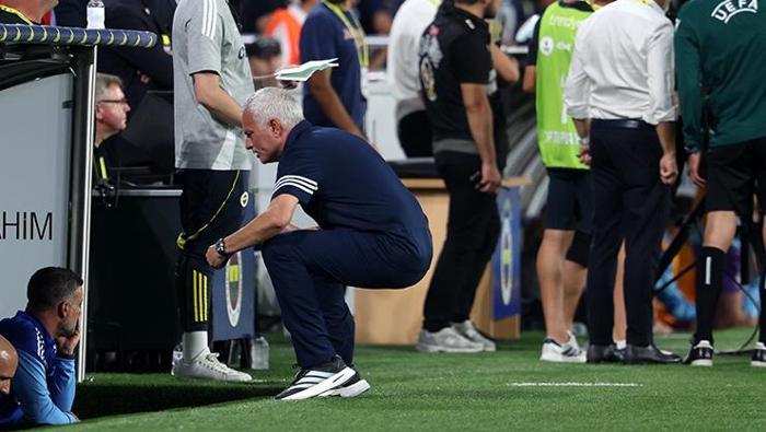Fenerbahçe - Feyenoord maçının ardından yıldız isme övgü: Sahanın her yerinde | Kadıköy Cehennemi Joseyi tura götürdü