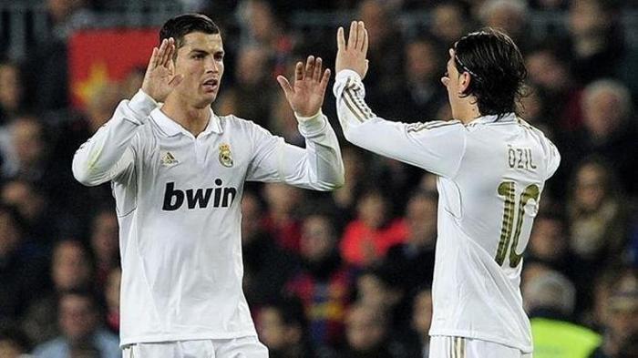 ÖZİL-CRISTIANO RONALDO ÖRNEĞİ