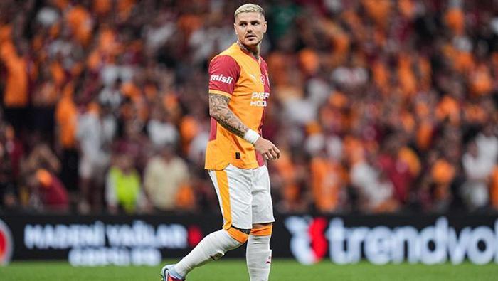 Icardi golle döndü sevgilisi Aşkın Olayım dedi kapıda karşıladı Peş peşe paylaşımlar