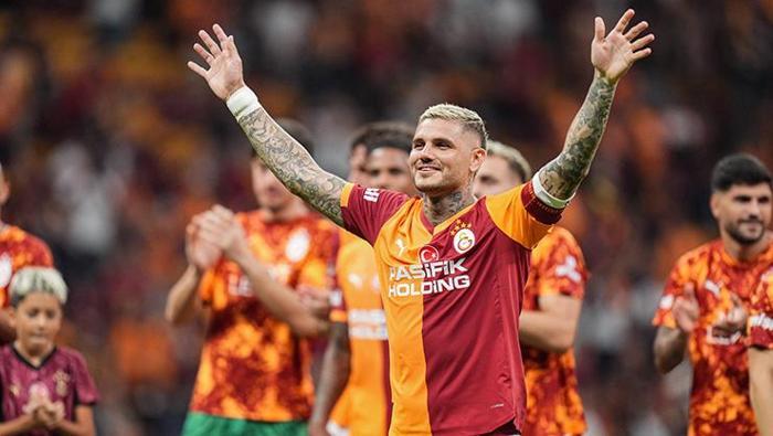 Icardi golle döndü sevgilisi Aşkın Olayım dedi kapıda karşıladı Peş peşe paylaşımlar