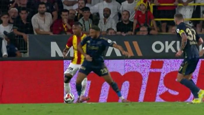 BU POZİSYON PENALTI