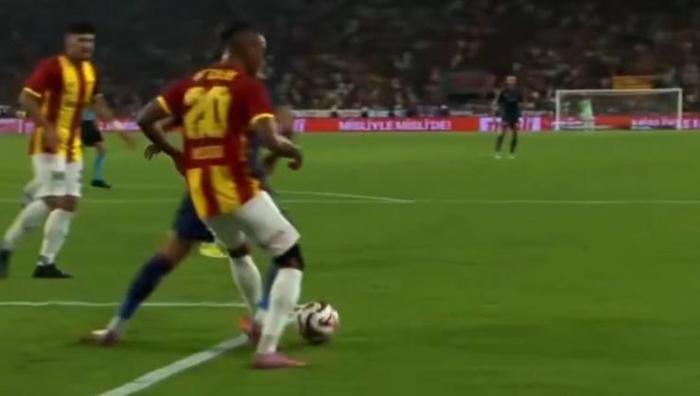 Göztepe-Fenerbahçe maçı için olay sözler Yasin Kolu sert eleştirdi: Penaltı, kırmızı kart...